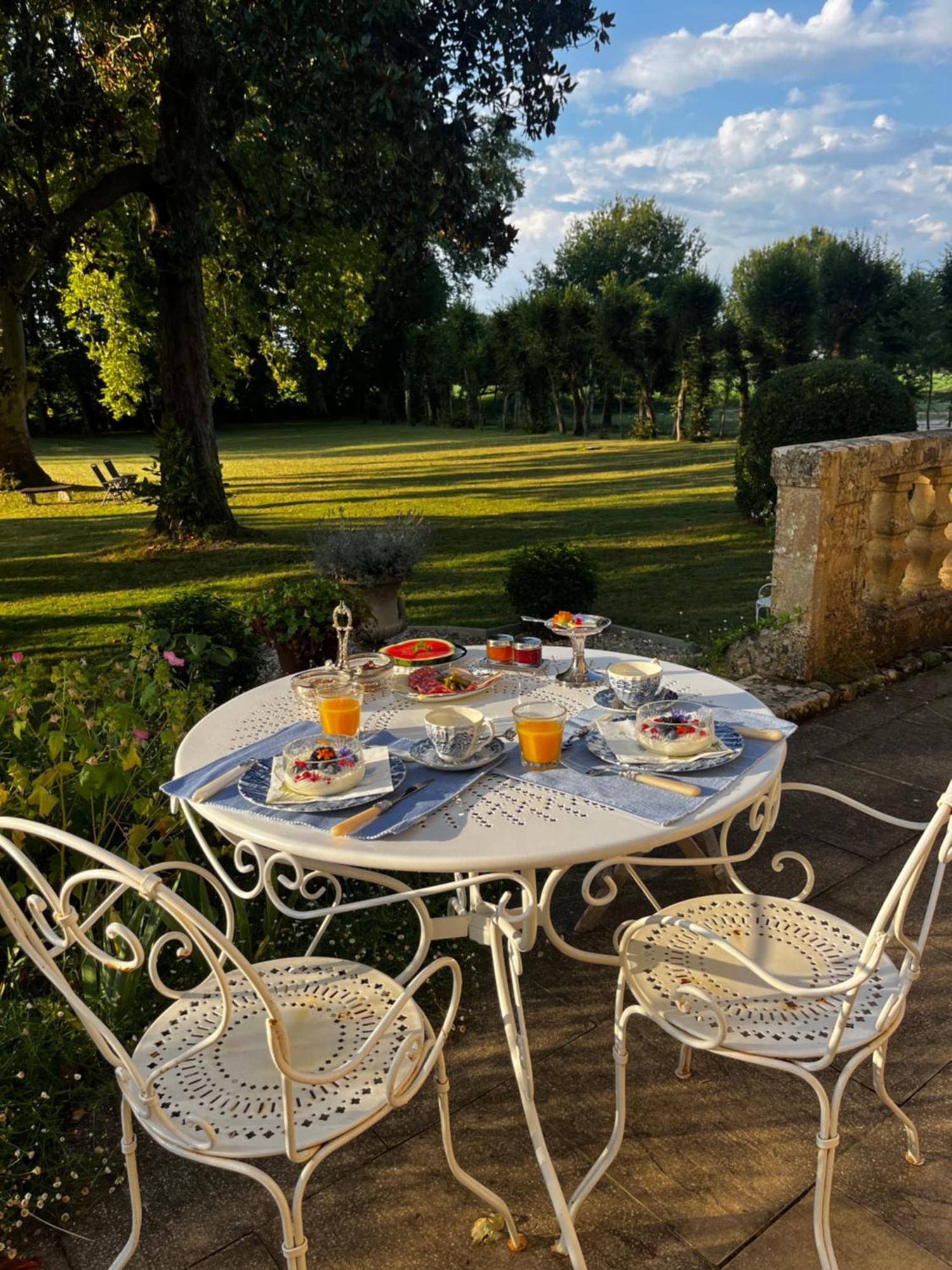 Le Bouquet Bleu Bed And Breakfast Siorac-en-Périgord 외부 사진